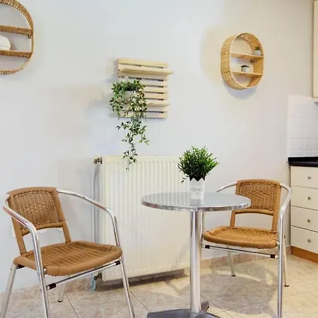 Διαμέρισμα Milu 1-bdrm 300m From Beach, *